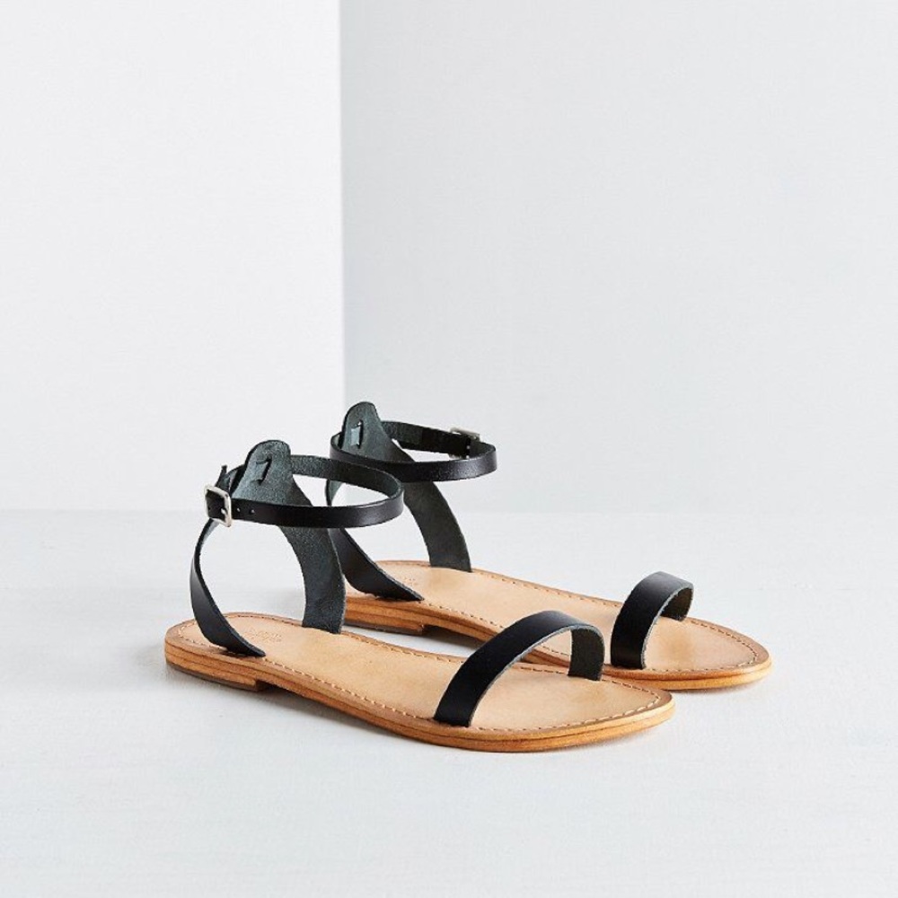 Urban outfitters hazel leather thin strap sandal